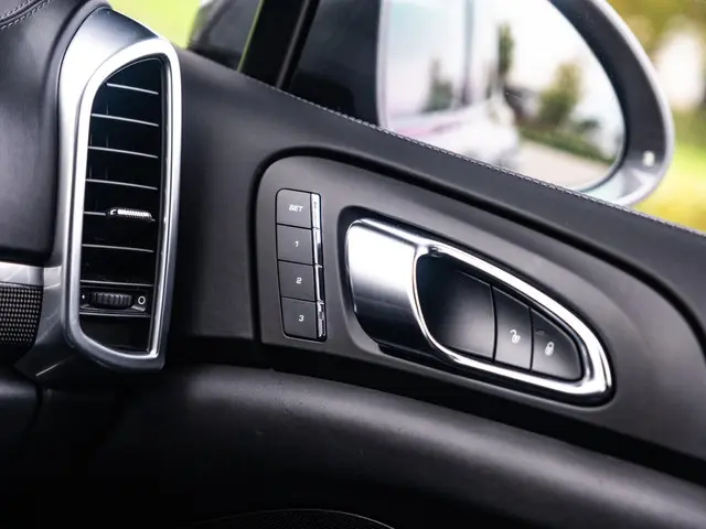 Porsche Cayenne 4.8 Turbo S 2015 Benzine 46