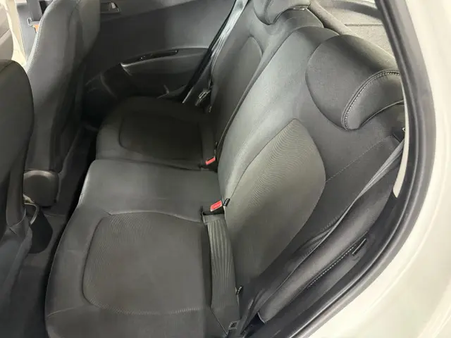 Hyundai i10 1.0i Comfort 2018 Benzine 26