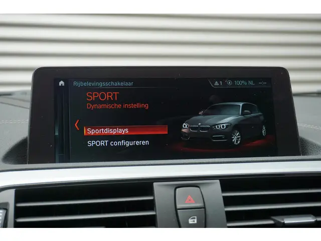 BMW 1 Serie 118i 2019 Benzine 19