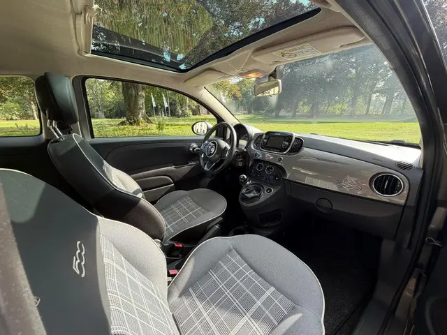 Fiat 500 1.2 Lounge 2017 Benzine 10