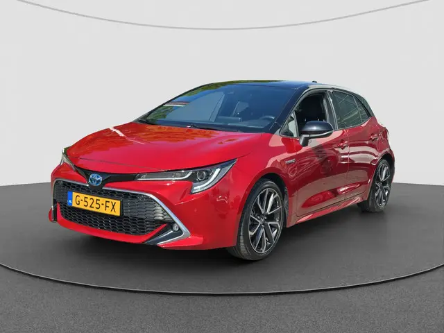 Toyota Corolla 1.8 Hybrid Executive 2019 Hybride Benzine 8
