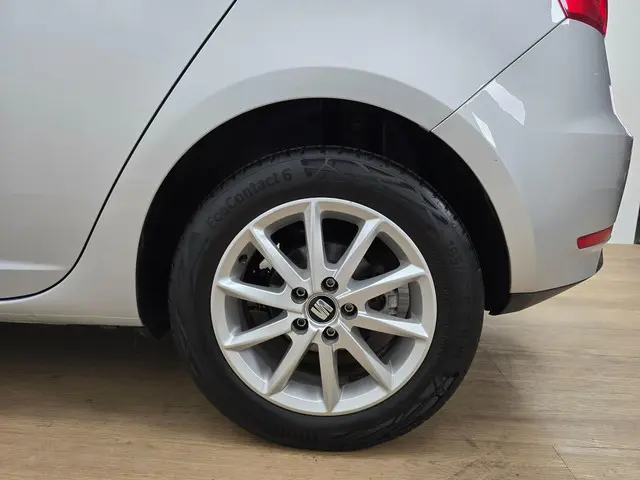 SEAT Ibiza 1.0 TSI Style 2017 Benzine 12