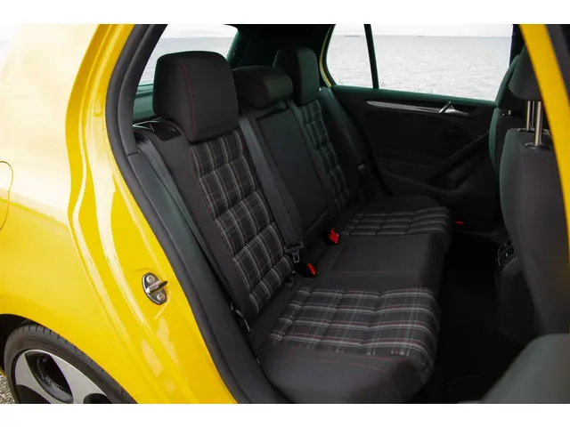 Volkswagen Golf 2.0 GTI UNIEK Nette Auto 2012 Benzine 20