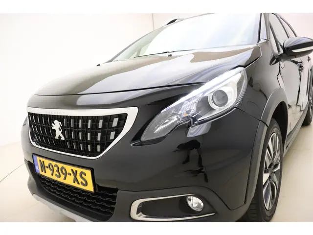 Peugeot 2008 1.2 PureTech Allure 2019 Benzine 18