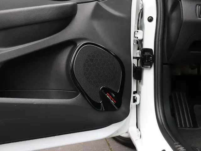 Renault Clio 0.9 TCe Limited 2019 Benzine 16