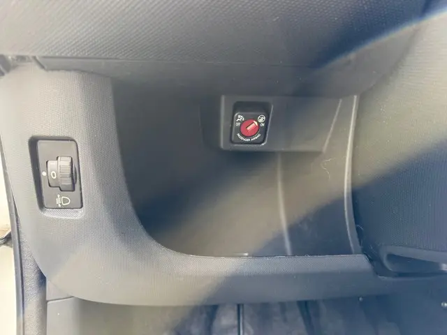 Citroën C1 1.0 Attraction / Airco / Bluetooth 2014 Benzine 17