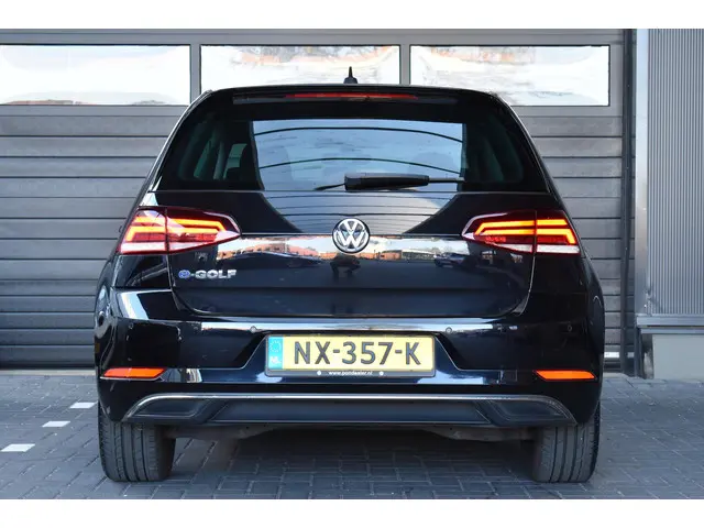 Volkswagen e-Golf e-Golf 2017 Elektrisch 5