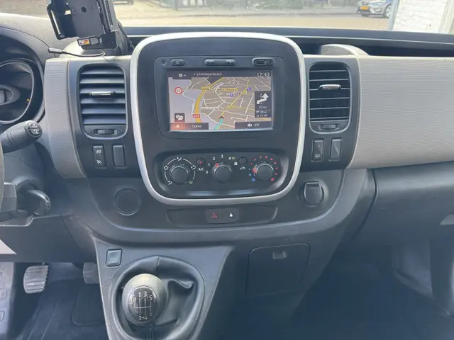 Renault Trafic 1.6 dCi T29 L2H1 Comfort 2016 Diesel 17
