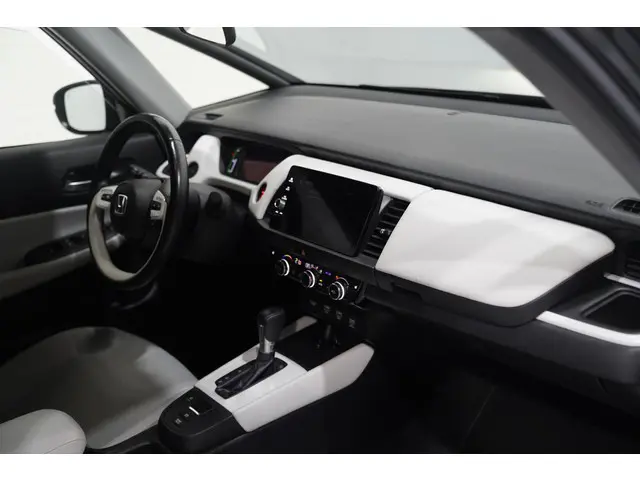 Honda Jazz 1.5 e:HEV Executive 2020 Hybride Benzine 18