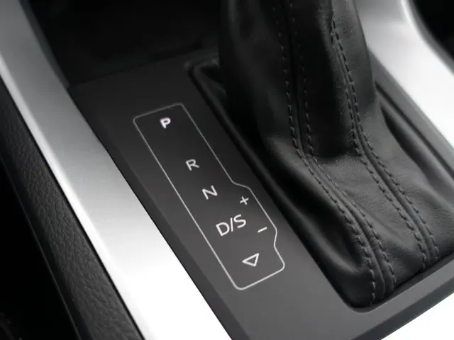 Audi Q3 35 TFSI S Edition Aut- 2020 Hybride Benzine 14