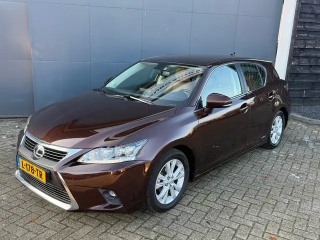 Lexus CT 2