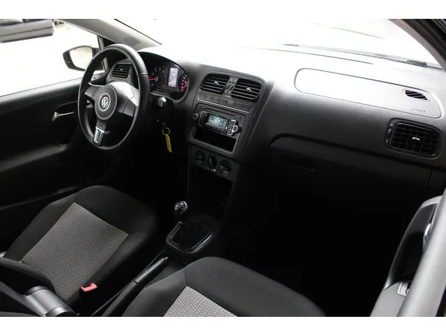 Volkswagen Polo 1.2 Easyline 2013 Benzine 6