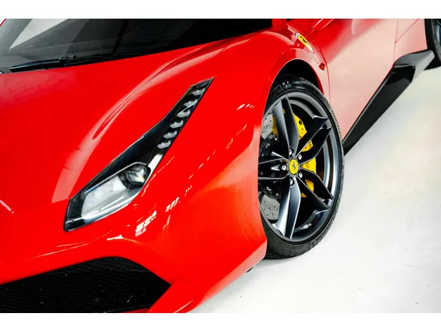 Ferrari 488 3.9 GTB HELE 2017 Benzine 23