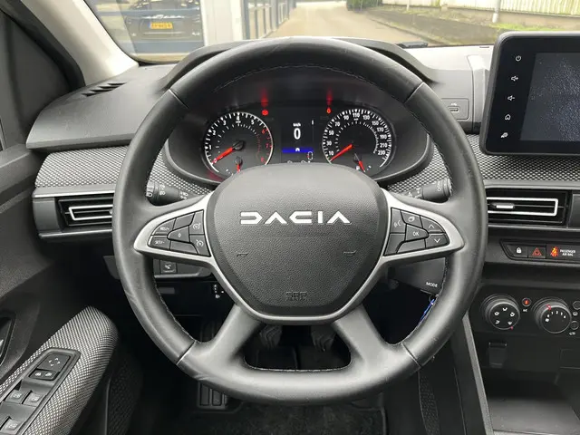 Dacia Jogger 1.0 TCe 110 Expression 7p. 2023 Benzine 34