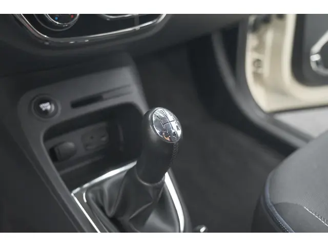 Renault Captur TCe 90 Dynamique 2017 Benzine 37