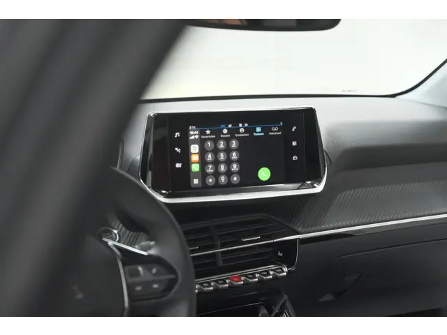 Peugeot 208 PureTech 100 Allure Pack 2023 Benzine 55