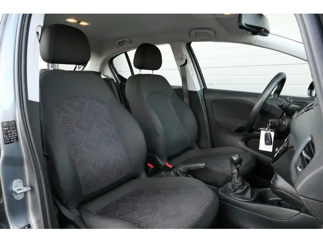 Opel Corsa 1.4 Favourite 2018 Benzine 4