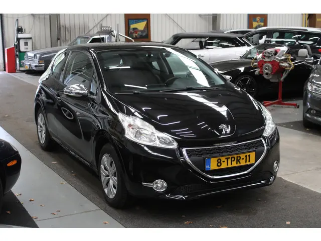 Peugeot 208 1.2 VTi Active 2014 Benzine 2