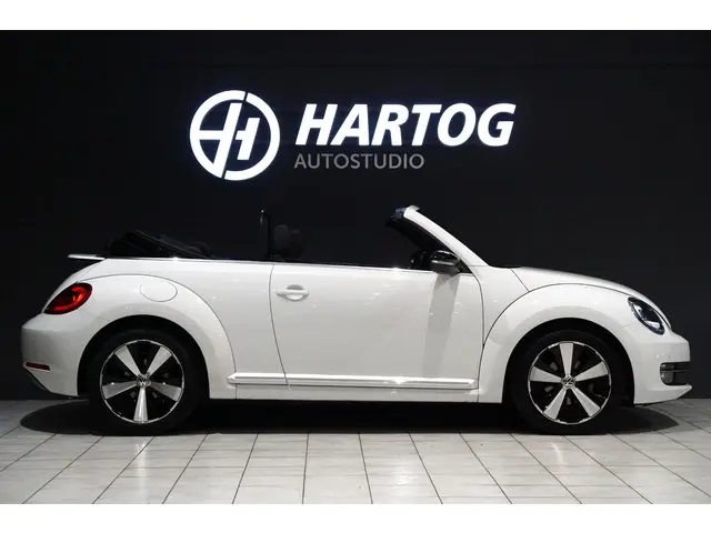 Volkswagen Beetle Cabriolet 1.2 TSI Club 2016 Benzine 9