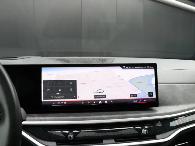 BMW X5 xDrive50e Launch Edition 2024 Hybride Benzine 9