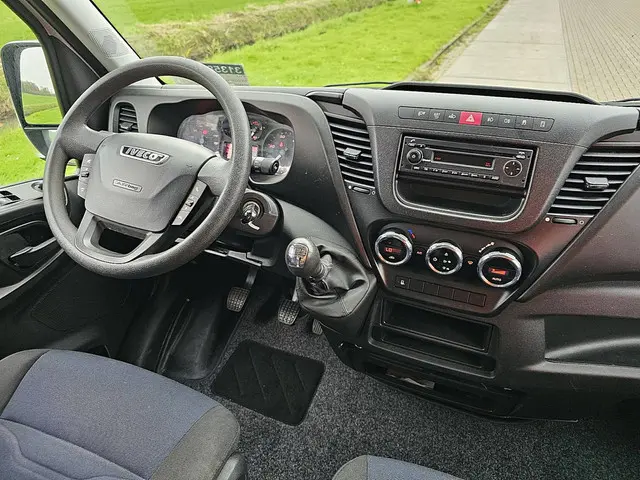 Iveco Daily 35S18 2018 Diesel 7