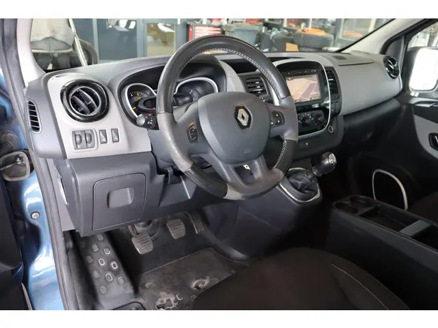 Renault Trafic 1.6 dCi T29 L2H1 DC Comfort 2017 Diesel 6