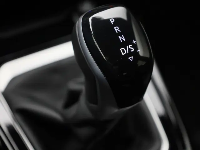 Volkswagen T-Roc 1.5TSI/150PK R-Line DSG 2025 Benzine 15