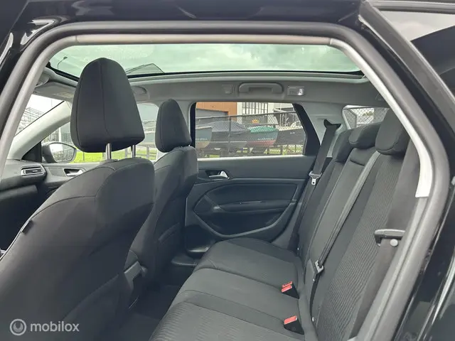 Peugeot 308 SW 1.2 "PANO+NAVI+TREKHAAK+LMV" 2017 Benzine 8