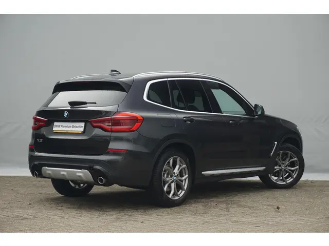BMW X3 2