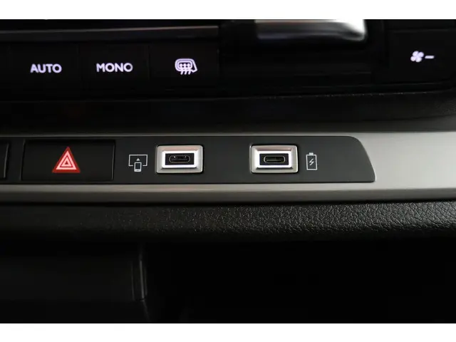 Peugeot Expert 2.0 BlueHDi S&S L3 2024 Diesel 26