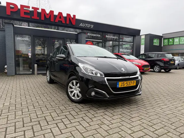 Peugeot 208 1.2 PureTech Blue Lease 2016 Benzine 2