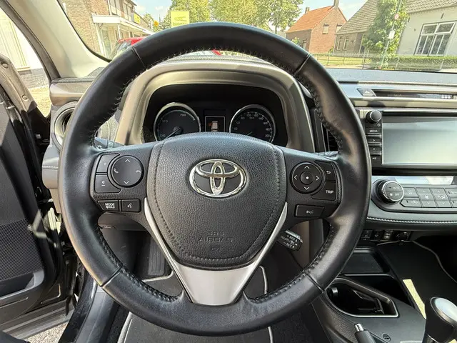 Toyota RAV4 2.5 Hybrid AWD Energy 2018 Hybride Benzine 11