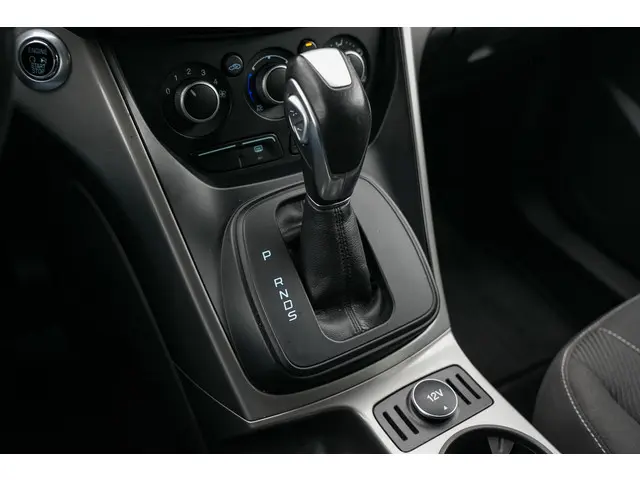 Ford Kuga Ford Kuga 2014 Benzine 15