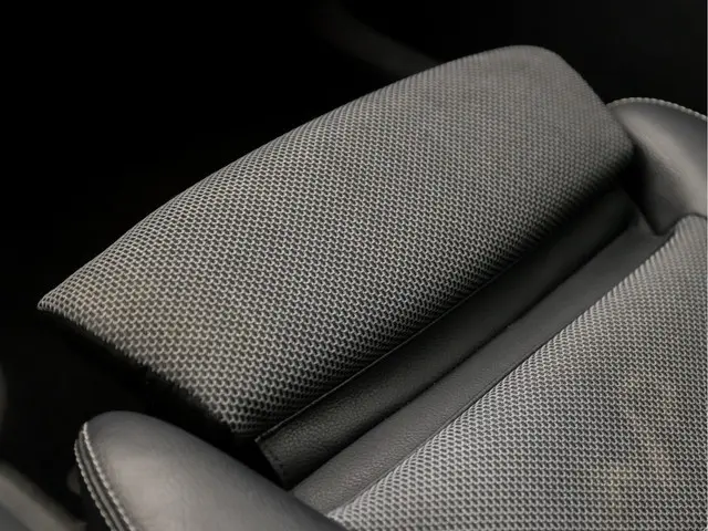 Mercedes-Benz C-Klasse Estate 180 Sport 2015 Benzine 27