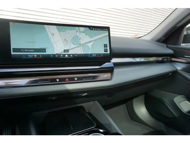 BMW i5 Sedan eDrive40 2025 Elektrisch 11