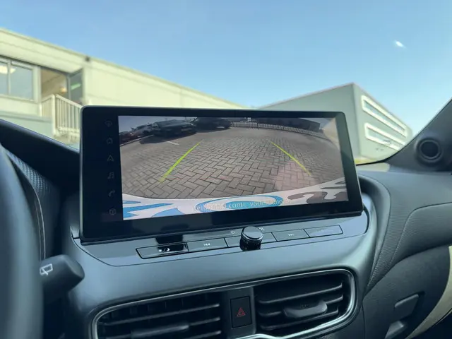 Nissan Juke 1.6 Hybrid N-Connecta 2025 Hybride Benzine 16