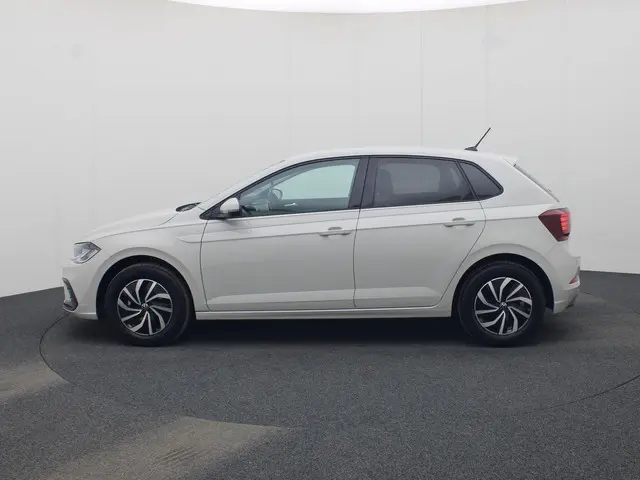 Volkswagen Polo 1.0TSI/95PK Life Edition 2025 Benzine 29