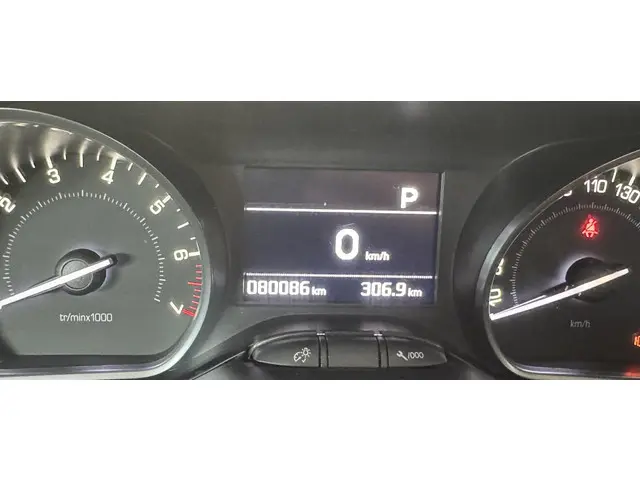 Peugeot 208 1.2 PureTech GT-Line 2019 Benzine 9