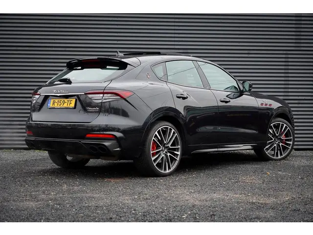 Maserati Levante 3.8 V8 Trofeo 2019 Benzine 4
