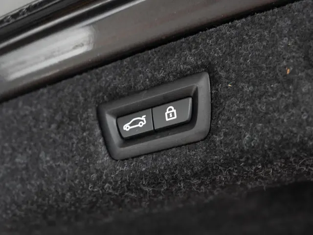 BMW 5 Serie Sedan 530e xDrive 2021 Hybride Benzine 39