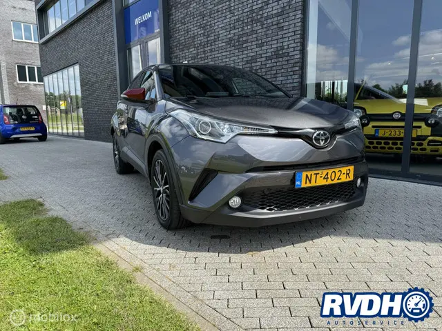 Toyota C-HR 1.2 Dynamic 2017 Benzine 2
