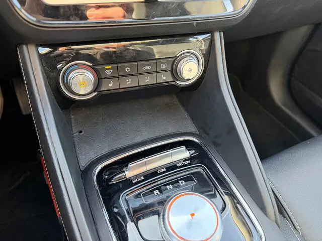 MG ZS EV MG Luxury 45 kWh Aut- 2021 Elektrisch 10