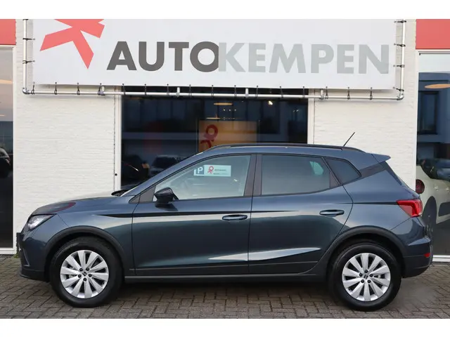 SEAT Arona 1.0 EcoTSI STYLE 2024 Benzine 31