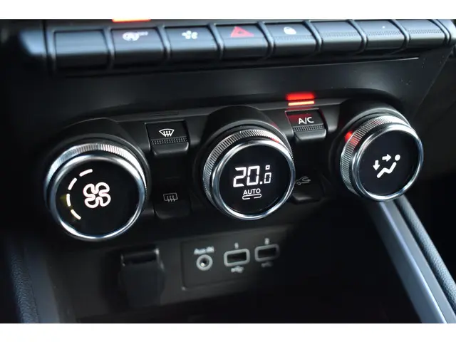 Renault Clio TCe 100 RS Line 2020 Benzine 19