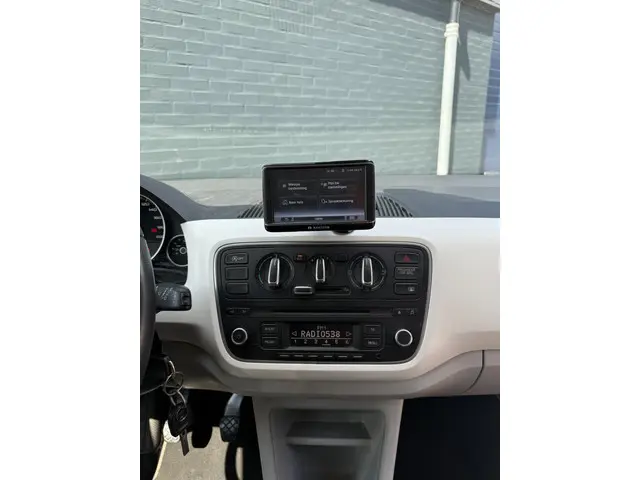 SEAT Mii 1.0 Reference 2014 Benzine 9