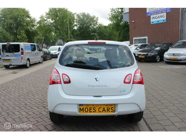 Renault Twingo 1.2 16V Authentique 2012 Benzine 4