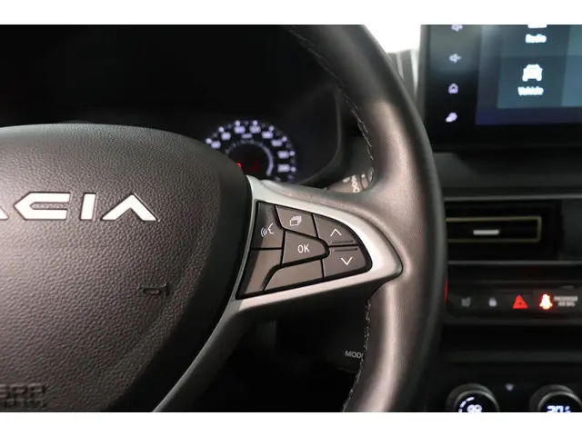 Dacia Sandero Stepway 1.1 TCe 110 Extreme 2024 Benzine 21
