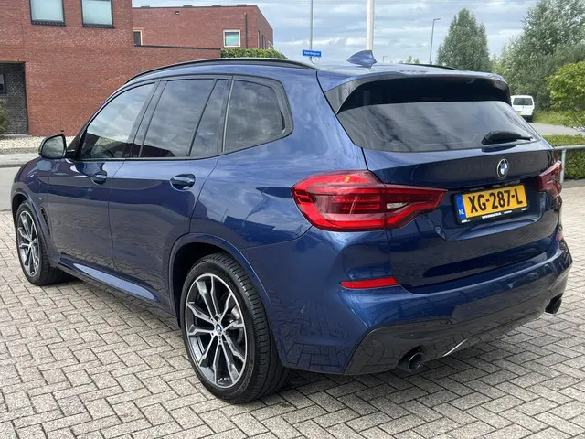 BMW X3 xDrive 30d High Executive M-Sport 2019 Diesel 3