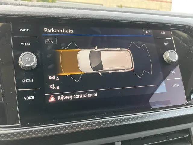 Volkswagen T-Cross 1.0 TSI Life 2022 Benzine 33