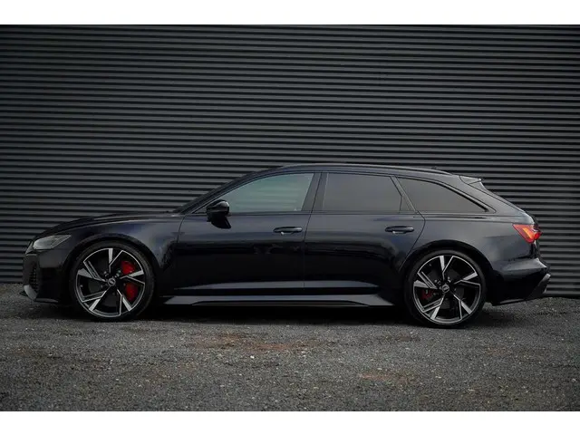 Audi RS6 A6 Avant TFSI quattro 2021 Benzine 3